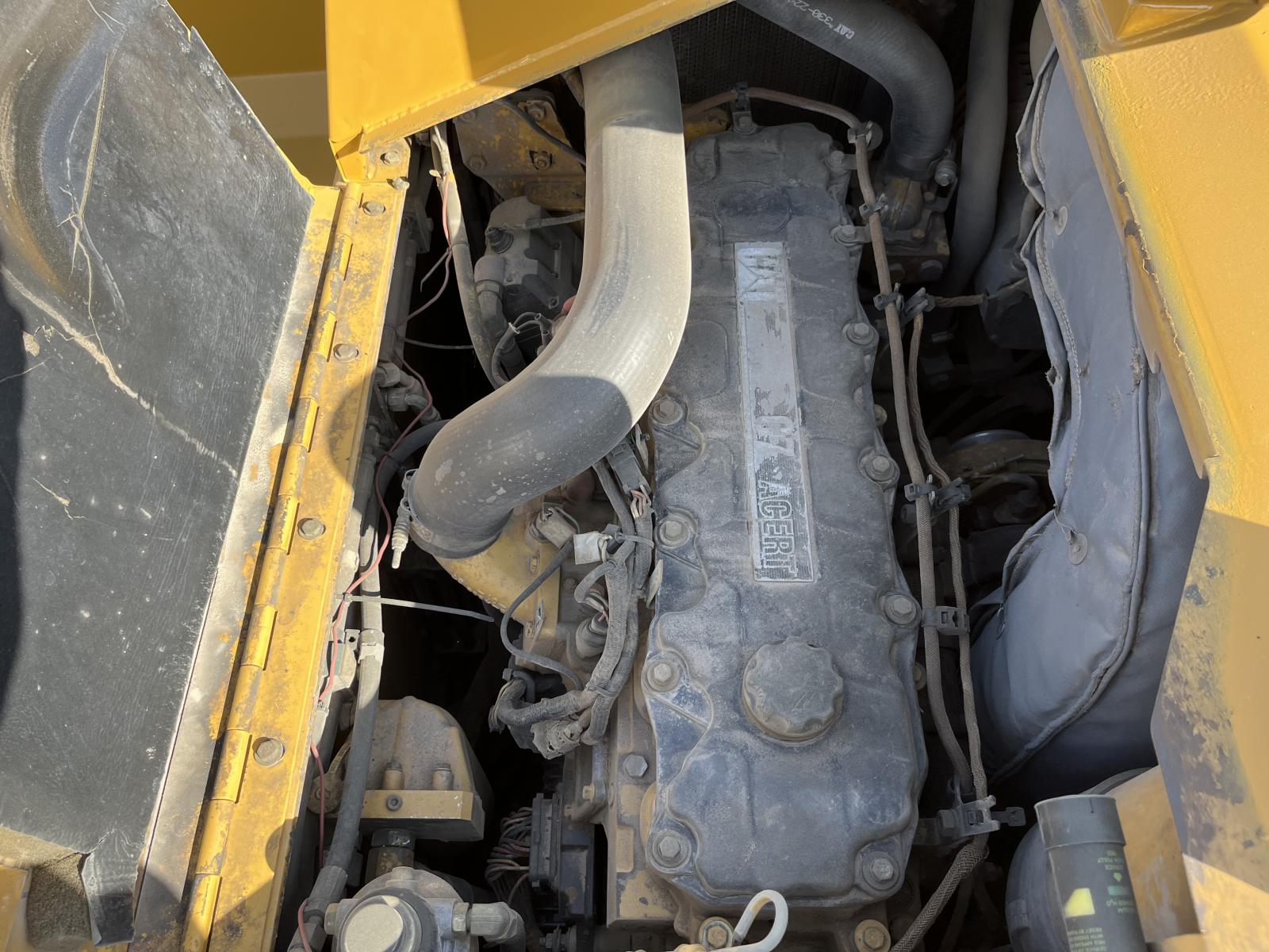 ./imagenes/INVOICE/2019/17939/CATERPILLAR AP1000D (15).JPG